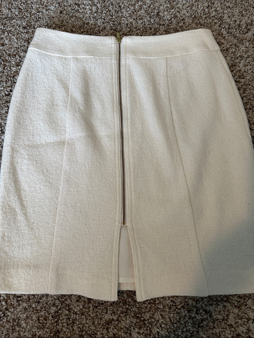 Banana Republic winter white skirt 4P small